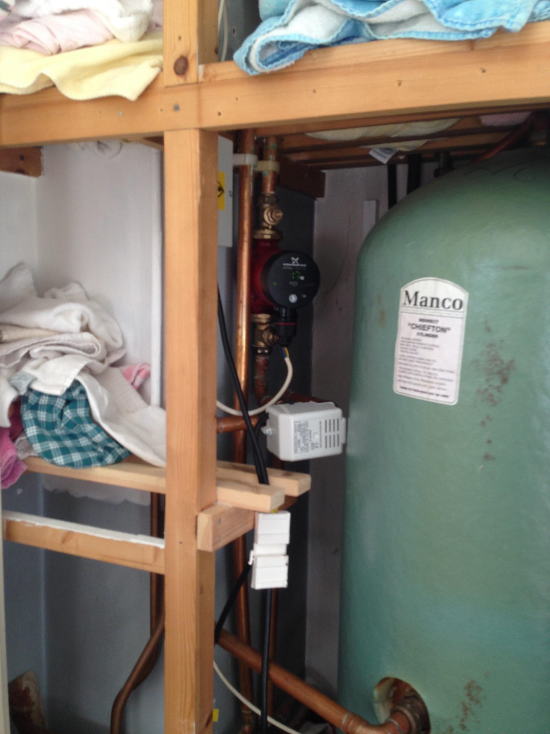 Plumber for your Hotwater vessel installation 